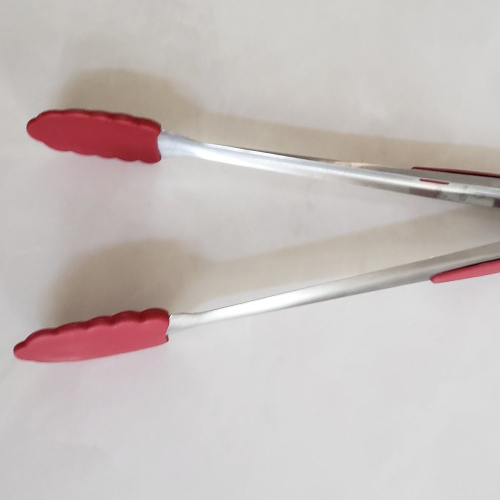 Brand new Silicone 15-Inch Tongs